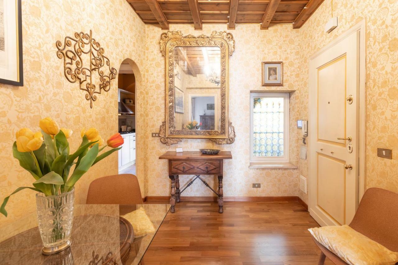 ローマSpanish Steps Casa Nesアパートメント エクステリア 写真